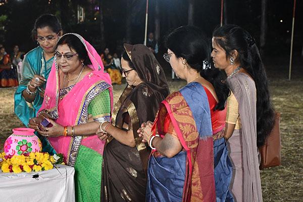 MVM Chhindwara actively participated in Garba Fest 2023.
